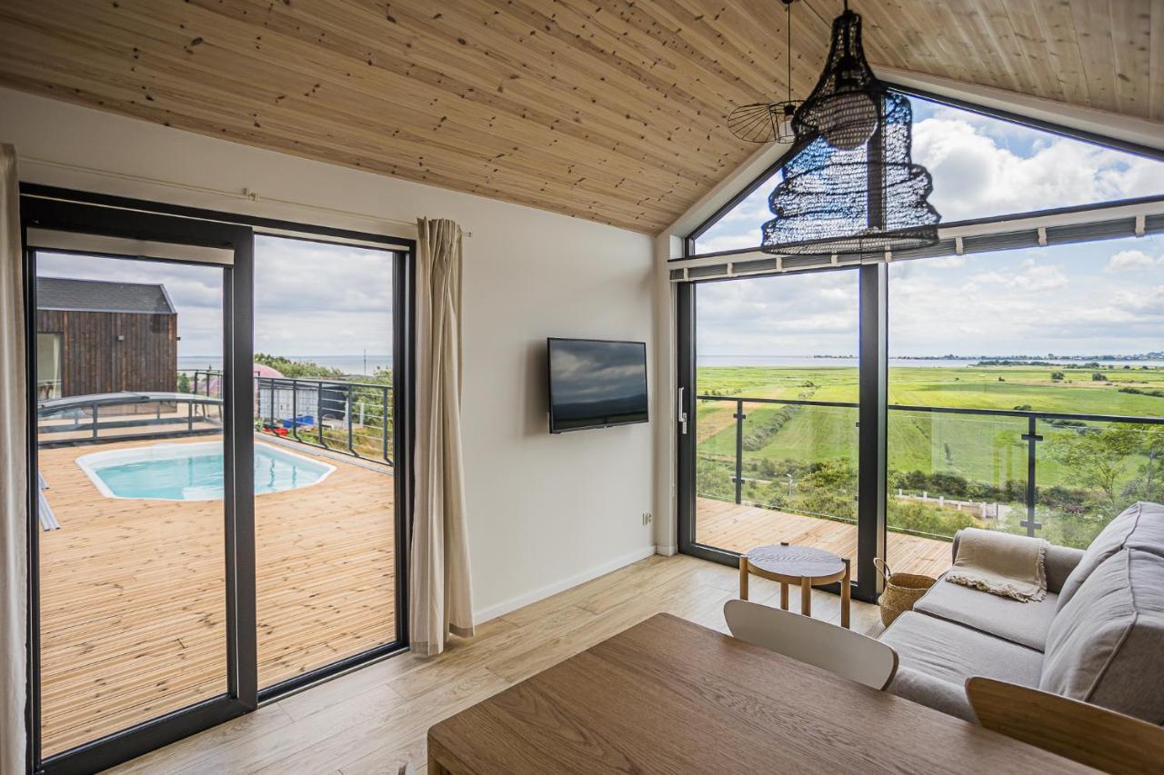 Nowe Domki Deluxe Z Widokiem Na Zatoke Z Basenem I Sauna Oslonino Exterior photo