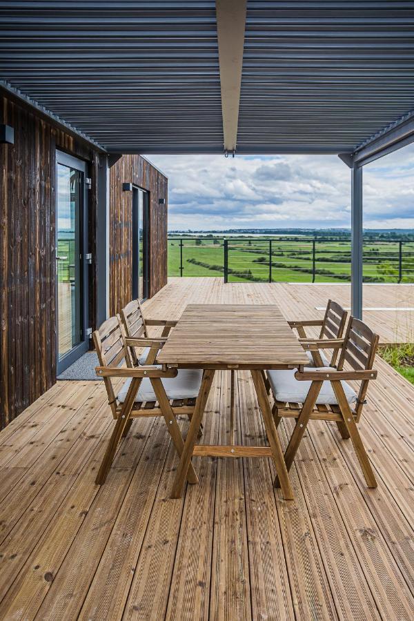 Nowe Domki Deluxe Z Widokiem Na Zatoke Z Basenem I Sauna Oslonino Exterior photo